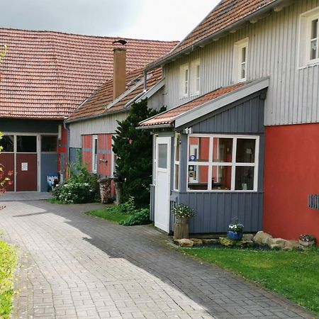 Ferienhaus Vom Bahratal Hausen Екстериор снимка
